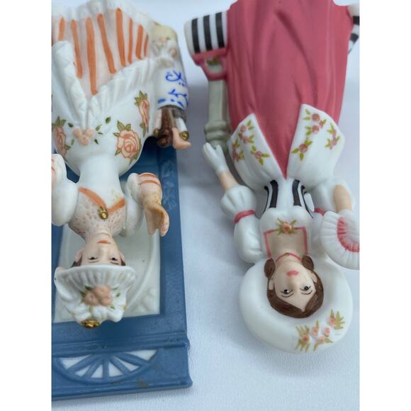 Avon Collectibles Mrs. P.F.E. Albee 1994 Mini's Vintage 4" Figurines & One Case - Picture 10 of 10